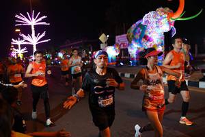 BIB: 40793, 25946
                            <button type="button" onclick="openModal(21404839)" class="btn btn-primary btn-sm float-right btn-popup" data-toggle="modal" data-target=".modal-high-quality">
                        <i class="fas fa-shopping-cart"></i> Add to Cart
                    </button>
                                            <button type="button" onclick="isThisMe(21404839, true)" class="btn btn-success btn-sm float-right btn-popup btn-isme hidden" data-toggle="tooltip" data-placement="bottom" title="นี่คือรูปของคุณใช่ไหม คลิกที่นี่เพื่อเอาเข้าอัลบั้ม">
                        <i class="fas fa-plus"></i> Add to album
                    </button>
                    <button type="button" onclick="isThisMe(21404839, false)" class="btn btn-warning btn-sm float-right btn-popup btn-isnotme hidden">
                        <i class="fas fa-ban"></i> Remove from album
                    </button>