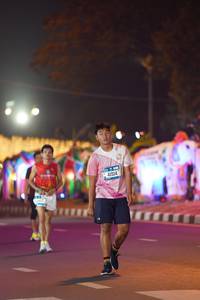 BIB: 201, 41514
                            <button type="button" onclick="openModal(21616192)" class="btn btn-primary btn-sm float-right btn-popup" data-toggle="modal" data-target=".modal-high-quality">
                        <i class="fas fa-shopping-cart"></i> Add to Cart
                    </button>
                                            <button type="button" onclick="isThisMe(21616192, true)" class="btn btn-success btn-sm float-right btn-popup btn-isme hidden" data-toggle="tooltip" data-placement="bottom" title="นี่คือรูปของคุณใช่ไหม คลิกที่นี่เพื่อเอาเข้าอัลบั้ม">
                        <i class="fas fa-plus"></i> Add to album
                    </button>
                    <button type="button" onclick="isThisMe(21616192, false)" class="btn btn-warning btn-sm float-right btn-popup btn-isnotme hidden">
                        <i class="fas fa-ban"></i> Remove from album
                    </button>