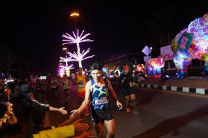 BIB: 40522
                            <button type="button" onclick="openModal(21402892)" class="btn btn-primary btn-sm float-right btn-popup" data-toggle="modal" data-target=".modal-high-quality">
                        <i class="fas fa-shopping-cart"></i> Add to Cart
                    </button>
                                            <button type="button" onclick="isThisMe(21402892, true)" class="btn btn-success btn-sm float-right btn-popup btn-isme hidden" data-toggle="tooltip" data-placement="bottom" title="นี่คือรูปของคุณใช่ไหม คลิกที่นี่เพื่อเอาเข้าอัลบั้ม">
                        <i class="fas fa-plus"></i> Add to album
                    </button>
                    <button type="button" onclick="isThisMe(21402892, false)" class="btn btn-warning btn-sm float-right btn-popup btn-isnotme hidden">
                        <i class="fas fa-ban"></i> Remove from album
                    </button>