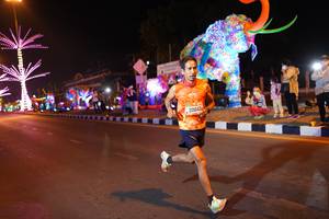 BIB: 20043
                            <button type="button" onclick="openModal(21296328)" class="btn btn-primary btn-sm float-right btn-popup" data-toggle="modal" data-target=".modal-high-quality">
                        <i class="fas fa-shopping-cart"></i> Add to Cart
                    </button>
                                            <button type="button" onclick="isThisMe(21296328, true)" class="btn btn-success btn-sm float-right btn-popup btn-isme hidden" data-toggle="tooltip" data-placement="bottom" title="นี่คือรูปของคุณใช่ไหม คลิกที่นี่เพื่อเอาเข้าอัลบั้ม">
                        <i class="fas fa-plus"></i> Add to album
                    </button>
                    <button type="button" onclick="isThisMe(21296328, false)" class="btn btn-warning btn-sm float-right btn-popup btn-isnotme hidden">
                        <i class="fas fa-ban"></i> Remove from album
                    </button>