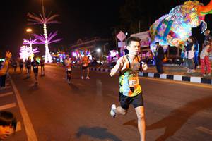 BIB: 2017
                            <button type="button" onclick="openModal(21300328)" class="btn btn-primary btn-sm float-right btn-popup" data-toggle="modal" data-target=".modal-high-quality">
                        <i class="fas fa-shopping-cart"></i> Add to Cart
                    </button>
                                            <button type="button" onclick="isThisMe(21300328, true)" class="btn btn-success btn-sm float-right btn-popup btn-isme hidden" data-toggle="tooltip" data-placement="bottom" title="นี่คือรูปของคุณใช่ไหม คลิกที่นี่เพื่อเอาเข้าอัลบั้ม">
                        <i class="fas fa-plus"></i> Add to album
                    </button>
                    <button type="button" onclick="isThisMe(21300328, false)" class="btn btn-warning btn-sm float-right btn-popup btn-isnotme hidden">
                        <i class="fas fa-ban"></i> Remove from album
                    </button>