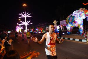 BIB: 23079
                            <button type="button" onclick="openModal(21386086)" class="btn btn-primary btn-sm float-right btn-popup" data-toggle="modal" data-target=".modal-high-quality">
                        <i class="fas fa-shopping-cart"></i> Add to Cart
                    </button>
                                            <button type="button" onclick="isThisMe(21386086, true)" class="btn btn-success btn-sm float-right btn-popup btn-isme hidden" data-toggle="tooltip" data-placement="bottom" title="นี่คือรูปของคุณใช่ไหม คลิกที่นี่เพื่อเอาเข้าอัลบั้ม">
                        <i class="fas fa-plus"></i> Add to album
                    </button>
                    <button type="button" onclick="isThisMe(21386086, false)" class="btn btn-warning btn-sm float-right btn-popup btn-isnotme hidden">
                        <i class="fas fa-ban"></i> Remove from album
                    </button>