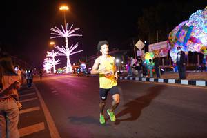 BIB: 22536
                            <button type="button" onclick="openModal(21291756)" class="btn btn-primary btn-sm float-right btn-popup" data-toggle="modal" data-target=".modal-high-quality">
                        <i class="fas fa-shopping-cart"></i> Add to Cart
                    </button>
                                            <button type="button" onclick="isThisMe(21291756, true)" class="btn btn-success btn-sm float-right btn-popup btn-isme hidden" data-toggle="tooltip" data-placement="bottom" title="นี่คือรูปของคุณใช่ไหม คลิกที่นี่เพื่อเอาเข้าอัลบั้ม">
                        <i class="fas fa-plus"></i> Add to album
                    </button>
                    <button type="button" onclick="isThisMe(21291756, false)" class="btn btn-warning btn-sm float-right btn-popup btn-isnotme hidden">
                        <i class="fas fa-ban"></i> Remove from album
                    </button>