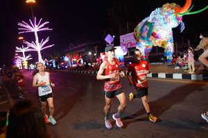 BIB: 40055, 2005
                            <button type="button" onclick="openModal(21315383)" class="btn btn-primary btn-sm float-right btn-popup" data-toggle="modal" data-target=".modal-high-quality">
                        <i class="fas fa-shopping-cart"></i> Add to Cart
                    </button>
                                            <button type="button" onclick="isThisMe(21315383, true)" class="btn btn-success btn-sm float-right btn-popup btn-isme hidden" data-toggle="tooltip" data-placement="bottom" title="นี่คือรูปของคุณใช่ไหม คลิกที่นี่เพื่อเอาเข้าอัลบั้ม">
                        <i class="fas fa-plus"></i> Add to album
                    </button>
                    <button type="button" onclick="isThisMe(21315383, false)" class="btn btn-warning btn-sm float-right btn-popup btn-isnotme hidden">
                        <i class="fas fa-ban"></i> Remove from album
                    </button>