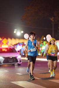 BIB: 42895
                            <button type="button" onclick="openModal(21617700)" class="btn btn-primary btn-sm float-right btn-popup" data-toggle="modal" data-target=".modal-high-quality">
                        <i class="fas fa-shopping-cart"></i> Add to Cart
                    </button>
                                            <button type="button" onclick="isThisMe(21617700, true)" class="btn btn-success btn-sm float-right btn-popup btn-isme hidden" data-toggle="tooltip" data-placement="bottom" title="นี่คือรูปของคุณใช่ไหม คลิกที่นี่เพื่อเอาเข้าอัลบั้ม">
                        <i class="fas fa-plus"></i> Add to album
                    </button>
                    <button type="button" onclick="isThisMe(21617700, false)" class="btn btn-warning btn-sm float-right btn-popup btn-isnotme hidden">
                        <i class="fas fa-ban"></i> Remove from album
                    </button>