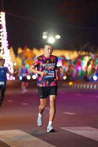 BIB: 40910
                            <button type="button" onclick="openModal(21590602)" class="btn btn-primary btn-sm float-right btn-popup" data-toggle="modal" data-target=".modal-high-quality">
                        <i class="fas fa-shopping-cart"></i> Add to Cart
                    </button>
                                            <button type="button" onclick="isThisMe(21590602, true)" class="btn btn-success btn-sm float-right btn-popup btn-isme hidden" data-toggle="tooltip" data-placement="bottom" title="นี่คือรูปของคุณใช่ไหม คลิกที่นี่เพื่อเอาเข้าอัลบั้ม">
                        <i class="fas fa-plus"></i> Add to album
                    </button>
                    <button type="button" onclick="isThisMe(21590602, false)" class="btn btn-warning btn-sm float-right btn-popup btn-isnotme hidden">
                        <i class="fas fa-ban"></i> Remove from album
                    </button>