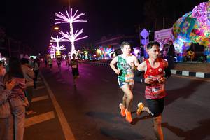 BIB: 21385, 21979
                            <button type="button" onclick="openModal(21298231)" class="btn btn-primary btn-sm float-right btn-popup" data-toggle="modal" data-target=".modal-high-quality">
                        <i class="fas fa-shopping-cart"></i> Add to Cart
                    </button>
                                            <button type="button" onclick="isThisMe(21298231, true)" class="btn btn-success btn-sm float-right btn-popup btn-isme hidden" data-toggle="tooltip" data-placement="bottom" title="นี่คือรูปของคุณใช่ไหม คลิกที่นี่เพื่อเอาเข้าอัลบั้ม">
                        <i class="fas fa-plus"></i> Add to album
                    </button>
                    <button type="button" onclick="isThisMe(21298231, false)" class="btn btn-warning btn-sm float-right btn-popup btn-isnotme hidden">
                        <i class="fas fa-ban"></i> Remove from album
                    </button>