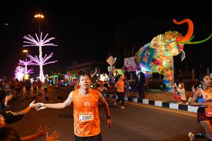 BIB: 940, 23517, 248
                            <button type="button" onclick="openModal(21411051)" class="btn btn-primary btn-sm float-right btn-popup" data-toggle="modal" data-target=".modal-high-quality">
                        <i class="fas fa-shopping-cart"></i> Add to Cart
                    </button>
                                            <button type="button" onclick="isThisMe(21411051, true)" class="btn btn-success btn-sm float-right btn-popup btn-isme hidden" data-toggle="tooltip" data-placement="bottom" title="นี่คือรูปของคุณใช่ไหม คลิกที่นี่เพื่อเอาเข้าอัลบั้ม">
                        <i class="fas fa-plus"></i> Add to album
                    </button>
                    <button type="button" onclick="isThisMe(21411051, false)" class="btn btn-warning btn-sm float-right btn-popup btn-isnotme hidden">
                        <i class="fas fa-ban"></i> Remove from album
                    </button>