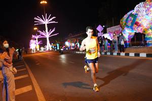BIB: 20219
                            <button type="button" onclick="openModal(21293966)" class="btn btn-primary btn-sm float-right btn-popup" data-toggle="modal" data-target=".modal-high-quality">
                        <i class="fas fa-shopping-cart"></i> Add to Cart
                    </button>
                                            <button type="button" onclick="isThisMe(21293966, true)" class="btn btn-success btn-sm float-right btn-popup btn-isme hidden" data-toggle="tooltip" data-placement="bottom" title="นี่คือรูปของคุณใช่ไหม คลิกที่นี่เพื่อเอาเข้าอัลบั้ม">
                        <i class="fas fa-plus"></i> Add to album
                    </button>
                    <button type="button" onclick="isThisMe(21293966, false)" class="btn btn-warning btn-sm float-right btn-popup btn-isnotme hidden">
                        <i class="fas fa-ban"></i> Remove from album
                    </button>