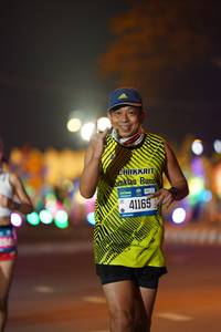 BIB: 41165
                            <button type="button" onclick="openModal(21614660)" class="btn btn-primary btn-sm float-right btn-popup" data-toggle="modal" data-target=".modal-high-quality">
                        <i class="fas fa-shopping-cart"></i> Add to Cart
                    </button>
                                            <button type="button" onclick="isThisMe(21614660, true)" class="btn btn-success btn-sm float-right btn-popup btn-isme hidden" data-toggle="tooltip" data-placement="bottom" title="นี่คือรูปของคุณใช่ไหม คลิกที่นี่เพื่อเอาเข้าอัลบั้ม">
                        <i class="fas fa-plus"></i> Add to album
                    </button>
                    <button type="button" onclick="isThisMe(21614660, false)" class="btn btn-warning btn-sm float-right btn-popup btn-isnotme hidden">
                        <i class="fas fa-ban"></i> Remove from album
                    </button>