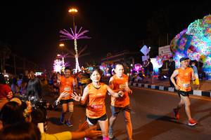 BIB: 172, 26954, 2253, 200
                            <button type="button" onclick="openModal(21415481)" class="btn btn-primary btn-sm float-right btn-popup" data-toggle="modal" data-target=".modal-high-quality">
                        <i class="fas fa-shopping-cart"></i> Add to Cart
                    </button>
                                            <button type="button" onclick="isThisMe(21415481, true)" class="btn btn-success btn-sm float-right btn-popup btn-isme hidden" data-toggle="tooltip" data-placement="bottom" title="นี่คือรูปของคุณใช่ไหม คลิกที่นี่เพื่อเอาเข้าอัลบั้ม">
                        <i class="fas fa-plus"></i> Add to album
                    </button>
                    <button type="button" onclick="isThisMe(21415481, false)" class="btn btn-warning btn-sm float-right btn-popup btn-isnotme hidden">
                        <i class="fas fa-ban"></i> Remove from album
                    </button>