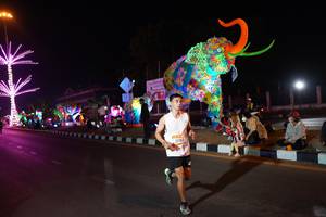 BIB: 21763
                            <button type="button" onclick="openModal(21387269)" class="btn btn-primary btn-sm float-right btn-popup" data-toggle="modal" data-target=".modal-high-quality">
                        <i class="fas fa-shopping-cart"></i> Add to Cart
                    </button>
                                            <button type="button" onclick="isThisMe(21387269, true)" class="btn btn-success btn-sm float-right btn-popup btn-isme hidden" data-toggle="tooltip" data-placement="bottom" title="นี่คือรูปของคุณใช่ไหม คลิกที่นี่เพื่อเอาเข้าอัลบั้ม">
                        <i class="fas fa-plus"></i> Add to album
                    </button>
                    <button type="button" onclick="isThisMe(21387269, false)" class="btn btn-warning btn-sm float-right btn-popup btn-isnotme hidden">
                        <i class="fas fa-ban"></i> Remove from album
                    </button>