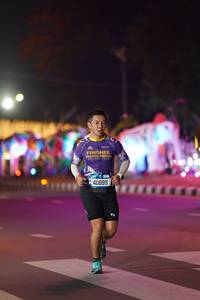 BIB: 40895
                            <button type="button" onclick="openModal(21591266)" class="btn btn-primary btn-sm float-right btn-popup" data-toggle="modal" data-target=".modal-high-quality">
                        <i class="fas fa-shopping-cart"></i> Add to Cart
                    </button>
                                            <button type="button" onclick="isThisMe(21591266, true)" class="btn btn-success btn-sm float-right btn-popup btn-isme hidden" data-toggle="tooltip" data-placement="bottom" title="นี่คือรูปของคุณใช่ไหม คลิกที่นี่เพื่อเอาเข้าอัลบั้ม">
                        <i class="fas fa-plus"></i> Add to album
                    </button>
                    <button type="button" onclick="isThisMe(21591266, false)" class="btn btn-warning btn-sm float-right btn-popup btn-isnotme hidden">
                        <i class="fas fa-ban"></i> Remove from album
                    </button>