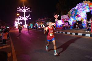 BIB: 203
                            <button type="button" onclick="openModal(21306649)" class="btn btn-primary btn-sm float-right btn-popup" data-toggle="modal" data-target=".modal-high-quality">
                        <i class="fas fa-shopping-cart"></i> Add to Cart
                    </button>
                                            <button type="button" onclick="isThisMe(21306649, true)" class="btn btn-success btn-sm float-right btn-popup btn-isme hidden" data-toggle="tooltip" data-placement="bottom" title="นี่คือรูปของคุณใช่ไหม คลิกที่นี่เพื่อเอาเข้าอัลบั้ม">
                        <i class="fas fa-plus"></i> Add to album
                    </button>
                    <button type="button" onclick="isThisMe(21306649, false)" class="btn btn-warning btn-sm float-right btn-popup btn-isnotme hidden">
                        <i class="fas fa-ban"></i> Remove from album
                    </button>
