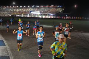 BIB: 140
                            <button type="button" onclick="openModal(19974946)" class="btn btn-primary btn-sm float-right btn-popup" data-toggle="modal" data-target=".modal-high-quality">
                        <i class="fas fa-shopping-cart"></i> Add to Cart
                    </button>
                                            <button type="button" onclick="isThisMe(19974946, true)" class="btn btn-success btn-sm float-right btn-popup btn-isme hidden" data-toggle="tooltip" data-placement="bottom" title="นี่คือรูปของคุณใช่ไหม คลิกที่นี่เพื่อเอาเข้าอัลบั้ม">
                        <i class="fas fa-plus"></i> Add to album
                    </button>
                    <button type="button" onclick="isThisMe(19974946, false)" class="btn btn-warning btn-sm float-right btn-popup btn-isnotme hidden">
                        <i class="fas fa-ban"></i> Remove from album
                    </button>