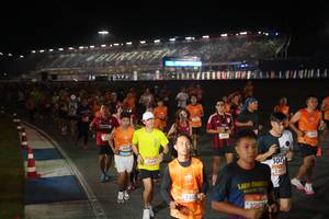 BIB: 2046, 2229, 2322, 200, 2252, 100, 2357, 2400
                            <button type="button" onclick="openModal(20017732)" class="btn btn-primary btn-sm float-right btn-popup" data-toggle="modal" data-target=".modal-high-quality">
                        <i class="fas fa-shopping-cart"></i> Add to Cart
                    </button>
                                            <button type="button" onclick="isThisMe(20017732, true)" class="btn btn-success btn-sm float-right btn-popup btn-isme hidden" data-toggle="tooltip" data-placement="bottom" title="นี่คือรูปของคุณใช่ไหม คลิกที่นี่เพื่อเอาเข้าอัลบั้ม">
                        <i class="fas fa-plus"></i> Add to album
                    </button>
                    <button type="button" onclick="isThisMe(20017732, false)" class="btn btn-warning btn-sm float-right btn-popup btn-isnotme hidden">
                        <i class="fas fa-ban"></i> Remove from album
                    </button>