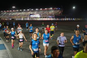 BIB: 180, 40224, 424
                            <button type="button" onclick="openModal(19968952)" class="btn btn-primary btn-sm float-right btn-popup" data-toggle="modal" data-target=".modal-high-quality">
                        <i class="fas fa-shopping-cart"></i> Add to Cart
                    </button>
                                            <button type="button" onclick="isThisMe(19968952, true)" class="btn btn-success btn-sm float-right btn-popup btn-isme hidden" data-toggle="tooltip" data-placement="bottom" title="นี่คือรูปของคุณใช่ไหม คลิกที่นี่เพื่อเอาเข้าอัลบั้ม">
                        <i class="fas fa-plus"></i> Add to album
                    </button>
                    <button type="button" onclick="isThisMe(19968952, false)" class="btn btn-warning btn-sm float-right btn-popup btn-isnotme hidden">
                        <i class="fas fa-ban"></i> Remove from album
                    </button>