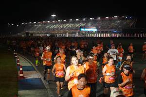 BIB: 25295, 2555, 28391
                            <button type="button" onclick="openModal(19935323)" class="btn btn-primary btn-sm float-right btn-popup" data-toggle="modal" data-target=".modal-high-quality">
                        <i class="fas fa-shopping-cart"></i> Add to Cart
                    </button>
                                            <button type="button" onclick="isThisMe(19935323, true)" class="btn btn-success btn-sm float-right btn-popup btn-isme hidden" data-toggle="tooltip" data-placement="bottom" title="นี่คือรูปของคุณใช่ไหม คลิกที่นี่เพื่อเอาเข้าอัลบั้ม">
                        <i class="fas fa-plus"></i> Add to album
                    </button>
                    <button type="button" onclick="isThisMe(19935323, false)" class="btn btn-warning btn-sm float-right btn-popup btn-isnotme hidden">
                        <i class="fas fa-ban"></i> Remove from album
                    </button>