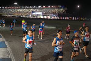 BIB: 40804
                            <button type="button" onclick="openModal(19975073)" class="btn btn-primary btn-sm float-right btn-popup" data-toggle="modal" data-target=".modal-high-quality">
                        <i class="fas fa-shopping-cart"></i> Add to Cart
                    </button>
                                            <button type="button" onclick="isThisMe(19975073, true)" class="btn btn-success btn-sm float-right btn-popup btn-isme hidden" data-toggle="tooltip" data-placement="bottom" title="นี่คือรูปของคุณใช่ไหม คลิกที่นี่เพื่อเอาเข้าอัลบั้ม">
                        <i class="fas fa-plus"></i> Add to album
                    </button>
                    <button type="button" onclick="isThisMe(19975073, false)" class="btn btn-warning btn-sm float-right btn-popup btn-isnotme hidden">
                        <i class="fas fa-ban"></i> Remove from album
                    </button>