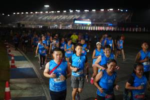BIB: 1047, 13565, 13156
                            <button type="button" onclick="openModal(20062894)" class="btn btn-primary btn-sm float-right btn-popup" data-toggle="modal" data-target=".modal-high-quality">
                        <i class="fas fa-shopping-cart"></i> Add to Cart
                    </button>
                                            <button type="button" onclick="isThisMe(20062894, true)" class="btn btn-success btn-sm float-right btn-popup btn-isme hidden" data-toggle="tooltip" data-placement="bottom" title="นี่คือรูปของคุณใช่ไหม คลิกที่นี่เพื่อเอาเข้าอัลบั้ม">
                        <i class="fas fa-plus"></i> Add to album
                    </button>
                    <button type="button" onclick="isThisMe(20062894, false)" class="btn btn-warning btn-sm float-right btn-popup btn-isnotme hidden">
                        <i class="fas fa-ban"></i> Remove from album
                    </button>
