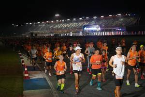 BIB: 2000, 27847, 23835
                            <button type="button" onclick="openModal(19918045)" class="btn btn-primary btn-sm float-right btn-popup" data-toggle="modal" data-target=".modal-high-quality">
                        <i class="fas fa-shopping-cart"></i> Add to Cart
                    </button>
                                            <button type="button" onclick="isThisMe(19918045, true)" class="btn btn-success btn-sm float-right btn-popup btn-isme hidden" data-toggle="tooltip" data-placement="bottom" title="นี่คือรูปของคุณใช่ไหม คลิกที่นี่เพื่อเอาเข้าอัลบั้ม">
                        <i class="fas fa-plus"></i> Add to album
                    </button>
                    <button type="button" onclick="isThisMe(19918045, false)" class="btn btn-warning btn-sm float-right btn-popup btn-isnotme hidden">
                        <i class="fas fa-ban"></i> Remove from album
                    </button>