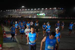 BIB: 10156, 11169, 347
                            <button type="button" onclick="openModal(20021039)" class="btn btn-primary btn-sm float-right btn-popup" data-toggle="modal" data-target=".modal-high-quality">
                        <i class="fas fa-shopping-cart"></i> Add to Cart
                    </button>
                                            <button type="button" onclick="isThisMe(20021039, true)" class="btn btn-success btn-sm float-right btn-popup btn-isme hidden" data-toggle="tooltip" data-placement="bottom" title="นี่คือรูปของคุณใช่ไหม คลิกที่นี่เพื่อเอาเข้าอัลบั้ม">
                        <i class="fas fa-plus"></i> Add to album
                    </button>
                    <button type="button" onclick="isThisMe(20021039, false)" class="btn btn-warning btn-sm float-right btn-popup btn-isnotme hidden">
                        <i class="fas fa-ban"></i> Remove from album
                    </button>
