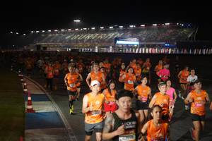 BIB: 2137, 23078, 255
                            <button type="button" onclick="openModal(19924240)" class="btn btn-primary btn-sm float-right btn-popup" data-toggle="modal" data-target=".modal-high-quality">
                        <i class="fas fa-shopping-cart"></i> Add to Cart
                    </button>
                                            <button type="button" onclick="isThisMe(19924240, true)" class="btn btn-success btn-sm float-right btn-popup btn-isme hidden" data-toggle="tooltip" data-placement="bottom" title="นี่คือรูปของคุณใช่ไหม คลิกที่นี่เพื่อเอาเข้าอัลบั้ม">
                        <i class="fas fa-plus"></i> Add to album
                    </button>
                    <button type="button" onclick="isThisMe(19924240, false)" class="btn btn-warning btn-sm float-right btn-popup btn-isnotme hidden">
                        <i class="fas fa-ban"></i> Remove from album
                    </button>