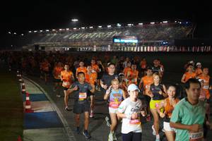 BIB: 20682, 28356, 23539
                            <button type="button" onclick="openModal(19921752)" class="btn btn-primary btn-sm float-right btn-popup" data-toggle="modal" data-target=".modal-high-quality">
                        <i class="fas fa-shopping-cart"></i> Add to Cart
                    </button>
                                            <button type="button" onclick="isThisMe(19921752, true)" class="btn btn-success btn-sm float-right btn-popup btn-isme hidden" data-toggle="tooltip" data-placement="bottom" title="นี่คือรูปของคุณใช่ไหม คลิกที่นี่เพื่อเอาเข้าอัลบั้ม">
                        <i class="fas fa-plus"></i> Add to album
                    </button>
                    <button type="button" onclick="isThisMe(19921752, false)" class="btn btn-warning btn-sm float-right btn-popup btn-isnotme hidden">
                        <i class="fas fa-ban"></i> Remove from album
                    </button>