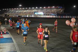 BIB: 4024
                            <button type="button" onclick="openModal(19970975)" class="btn btn-primary btn-sm float-right btn-popup" data-toggle="modal" data-target=".modal-high-quality">
                        <i class="fas fa-shopping-cart"></i> Add to Cart
                    </button>
                                            <button type="button" onclick="isThisMe(19970975, true)" class="btn btn-success btn-sm float-right btn-popup btn-isme hidden" data-toggle="tooltip" data-placement="bottom" title="นี่คือรูปของคุณใช่ไหม คลิกที่นี่เพื่อเอาเข้าอัลบั้ม">
                        <i class="fas fa-plus"></i> Add to album
                    </button>
                    <button type="button" onclick="isThisMe(19970975, false)" class="btn btn-warning btn-sm float-right btn-popup btn-isnotme hidden">
                        <i class="fas fa-ban"></i> Remove from album
                    </button>