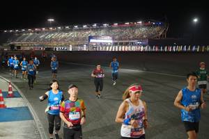 BIB: 7747, 40528, 437
                            <button type="button" onclick="openModal(19969346)" class="btn btn-primary btn-sm float-right btn-popup" data-toggle="modal" data-target=".modal-high-quality">
                        <i class="fas fa-shopping-cart"></i> Add to Cart
                    </button>
                                            <button type="button" onclick="isThisMe(19969346, true)" class="btn btn-success btn-sm float-right btn-popup btn-isme hidden" data-toggle="tooltip" data-placement="bottom" title="นี่คือรูปของคุณใช่ไหม คลิกที่นี่เพื่อเอาเข้าอัลบั้ม">
                        <i class="fas fa-plus"></i> Add to album
                    </button>
                    <button type="button" onclick="isThisMe(19969346, false)" class="btn btn-warning btn-sm float-right btn-popup btn-isnotme hidden">
                        <i class="fas fa-ban"></i> Remove from album
                    </button>