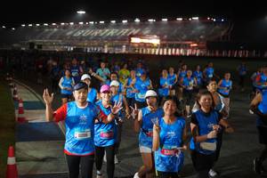 BIB: 11096, 15047, 9318
                            <button type="button" onclick="openModal(20033794)" class="btn btn-primary btn-sm float-right btn-popup" data-toggle="modal" data-target=".modal-high-quality">
                        <i class="fas fa-shopping-cart"></i> Add to Cart
                    </button>
                                            <button type="button" onclick="isThisMe(20033794, true)" class="btn btn-success btn-sm float-right btn-popup btn-isme hidden" data-toggle="tooltip" data-placement="bottom" title="นี่คือรูปของคุณใช่ไหม คลิกที่นี่เพื่อเอาเข้าอัลบั้ม">
                        <i class="fas fa-plus"></i> Add to album
                    </button>
                    <button type="button" onclick="isThisMe(20033794, false)" class="btn btn-warning btn-sm float-right btn-popup btn-isnotme hidden">
                        <i class="fas fa-ban"></i> Remove from album
                    </button>