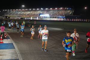 BIB: 201
                            <button type="button" onclick="openModal(19973978)" class="btn btn-primary btn-sm float-right btn-popup" data-toggle="modal" data-target=".modal-high-quality">
                        <i class="fas fa-shopping-cart"></i> Add to Cart
                    </button>
                                            <button type="button" onclick="isThisMe(19973978, true)" class="btn btn-success btn-sm float-right btn-popup btn-isme hidden" data-toggle="tooltip" data-placement="bottom" title="นี่คือรูปของคุณใช่ไหม คลิกที่นี่เพื่อเอาเข้าอัลบั้ม">
                        <i class="fas fa-plus"></i> Add to album
                    </button>
                    <button type="button" onclick="isThisMe(19973978, false)" class="btn btn-warning btn-sm float-right btn-popup btn-isnotme hidden">
                        <i class="fas fa-ban"></i> Remove from album
                    </button>