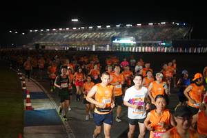 BIB: 221, 77210, 2460, 2017
                            <button type="button" onclick="openModal(19924037)" class="btn btn-primary btn-sm float-right btn-popup" data-toggle="modal" data-target=".modal-high-quality">
                        <i class="fas fa-shopping-cart"></i> Add to Cart
                    </button>
                                            <button type="button" onclick="isThisMe(19924037, true)" class="btn btn-success btn-sm float-right btn-popup btn-isme hidden" data-toggle="tooltip" data-placement="bottom" title="นี่คือรูปของคุณใช่ไหม คลิกที่นี่เพื่อเอาเข้าอัลบั้ม">
                        <i class="fas fa-plus"></i> Add to album
                    </button>
                    <button type="button" onclick="isThisMe(19924037, false)" class="btn btn-warning btn-sm float-right btn-popup btn-isnotme hidden">
                        <i class="fas fa-ban"></i> Remove from album
                    </button>