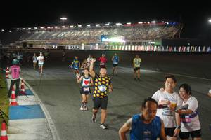 BIB: 44137
                            <button type="button" onclick="openModal(19973272)" class="btn btn-primary btn-sm float-right btn-popup" data-toggle="modal" data-target=".modal-high-quality">
                        <i class="fas fa-shopping-cart"></i> Add to Cart
                    </button>
                                            <button type="button" onclick="isThisMe(19973272, true)" class="btn btn-success btn-sm float-right btn-popup btn-isme hidden" data-toggle="tooltip" data-placement="bottom" title="นี่คือรูปของคุณใช่ไหม คลิกที่นี่เพื่อเอาเข้าอัลบั้ม">
                        <i class="fas fa-plus"></i> Add to album
                    </button>
                    <button type="button" onclick="isThisMe(19973272, false)" class="btn btn-warning btn-sm float-right btn-popup btn-isnotme hidden">
                        <i class="fas fa-ban"></i> Remove from album
                    </button>