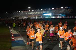 BIB: 2015, 2065, 28436, 29892
                            <button type="button" onclick="openModal(19917121)" class="btn btn-primary btn-sm float-right btn-popup" data-toggle="modal" data-target=".modal-high-quality">
                        <i class="fas fa-shopping-cart"></i> Add to Cart
                    </button>
                                            <button type="button" onclick="isThisMe(19917121, true)" class="btn btn-success btn-sm float-right btn-popup btn-isme hidden" data-toggle="tooltip" data-placement="bottom" title="นี่คือรูปของคุณใช่ไหม คลิกที่นี่เพื่อเอาเข้าอัลบั้ม">
                        <i class="fas fa-plus"></i> Add to album
                    </button>
                    <button type="button" onclick="isThisMe(19917121, false)" class="btn btn-warning btn-sm float-right btn-popup btn-isnotme hidden">
                        <i class="fas fa-ban"></i> Remove from album
                    </button>