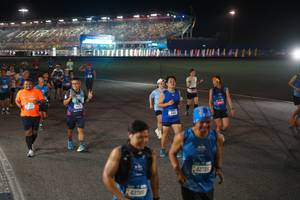 BIB: 1117, 43789, 42725
                            <button type="button" onclick="openModal(19972449)" class="btn btn-primary btn-sm float-right btn-popup" data-toggle="modal" data-target=".modal-high-quality">
                        <i class="fas fa-shopping-cart"></i> Add to Cart
                    </button>
                                            <button type="button" onclick="isThisMe(19972449, true)" class="btn btn-success btn-sm float-right btn-popup btn-isme hidden" data-toggle="tooltip" data-placement="bottom" title="นี่คือรูปของคุณใช่ไหม คลิกที่นี่เพื่อเอาเข้าอัลบั้ม">
                        <i class="fas fa-plus"></i> Add to album
                    </button>
                    <button type="button" onclick="isThisMe(19972449, false)" class="btn btn-warning btn-sm float-right btn-popup btn-isnotme hidden">
                        <i class="fas fa-ban"></i> Remove from album
                    </button>