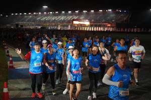 BIB: 1096, 9316, 10856
                            <button type="button" onclick="openModal(20033673)" class="btn btn-primary btn-sm float-right btn-popup" data-toggle="modal" data-target=".modal-high-quality">
                        <i class="fas fa-shopping-cart"></i> Add to Cart
                    </button>
                                            <button type="button" onclick="isThisMe(20033673, true)" class="btn btn-success btn-sm float-right btn-popup btn-isme hidden" data-toggle="tooltip" data-placement="bottom" title="นี่คือรูปของคุณใช่ไหม คลิกที่นี่เพื่อเอาเข้าอัลบั้ม">
                        <i class="fas fa-plus"></i> Add to album
                    </button>
                    <button type="button" onclick="isThisMe(20033673, false)" class="btn btn-warning btn-sm float-right btn-popup btn-isnotme hidden">
                        <i class="fas fa-ban"></i> Remove from album
                    </button>