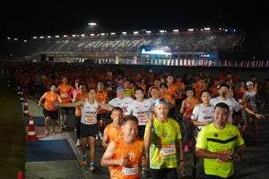 BIB: 2231, 22565, 22804
                            <button type="button" onclick="openModal(19952854)" class="btn btn-primary btn-sm float-right btn-popup" data-toggle="modal" data-target=".modal-high-quality">
                        <i class="fas fa-shopping-cart"></i> Add to Cart
                    </button>
                                            <button type="button" onclick="isThisMe(19952854, true)" class="btn btn-success btn-sm float-right btn-popup btn-isme hidden" data-toggle="tooltip" data-placement="bottom" title="นี่คือรูปของคุณใช่ไหม คลิกที่นี่เพื่อเอาเข้าอัลบั้ม">
                        <i class="fas fa-plus"></i> Add to album
                    </button>
                    <button type="button" onclick="isThisMe(19952854, false)" class="btn btn-warning btn-sm float-right btn-popup btn-isnotme hidden">
                        <i class="fas fa-ban"></i> Remove from album
                    </button>