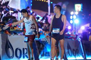 BIB: 3124, 41913
                            <button type="button" onclick="openModal(20176387)" class="btn btn-primary btn-sm float-right btn-popup" data-toggle="modal" data-target=".modal-high-quality">
                        <i class="fas fa-shopping-cart"></i> Add to Cart
                    </button>
                                            <button type="button" onclick="isThisMe(20176387, true)" class="btn btn-success btn-sm float-right btn-popup btn-isme hidden" data-toggle="tooltip" data-placement="bottom" title="นี่คือรูปของคุณใช่ไหม คลิกที่นี่เพื่อเอาเข้าอัลบั้ม">
                        <i class="fas fa-plus"></i> Add to album
                    </button>
                    <button type="button" onclick="isThisMe(20176387, false)" class="btn btn-warning btn-sm float-right btn-popup btn-isnotme hidden">
                        <i class="fas fa-ban"></i> Remove from album
                    </button>