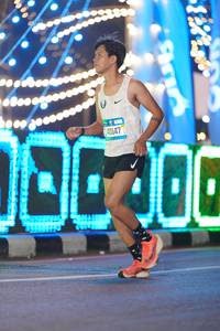 BIB: 40147, 128
                            <button type="button" onclick="openModal(20138935)" class="btn btn-primary btn-sm float-right btn-popup" data-toggle="modal" data-target=".modal-high-quality">
                        <i class="fas fa-shopping-cart"></i> Add to Cart
                    </button>
                                            <button type="button" onclick="isThisMe(20138935, true)" class="btn btn-success btn-sm float-right btn-popup btn-isme hidden" data-toggle="tooltip" data-placement="bottom" title="นี่คือรูปของคุณใช่ไหม คลิกที่นี่เพื่อเอาเข้าอัลบั้ม">
                        <i class="fas fa-plus"></i> Add to album
                    </button>
                    <button type="button" onclick="isThisMe(20138935, false)" class="btn btn-warning btn-sm float-right btn-popup btn-isnotme hidden">
                        <i class="fas fa-ban"></i> Remove from album
                    </button>