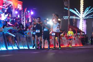 BIB: 41913, 45261
                            <button type="button" onclick="openModal(20175843)" class="btn btn-primary btn-sm float-right btn-popup" data-toggle="modal" data-target=".modal-high-quality">
                        <i class="fas fa-shopping-cart"></i> Add to Cart
                    </button>
                                            <button type="button" onclick="isThisMe(20175843, true)" class="btn btn-success btn-sm float-right btn-popup btn-isme hidden" data-toggle="tooltip" data-placement="bottom" title="นี่คือรูปของคุณใช่ไหม คลิกที่นี่เพื่อเอาเข้าอัลบั้ม">
                        <i class="fas fa-plus"></i> Add to album
                    </button>
                    <button type="button" onclick="isThisMe(20175843, false)" class="btn btn-warning btn-sm float-right btn-popup btn-isnotme hidden">
                        <i class="fas fa-ban"></i> Remove from album
                    </button>