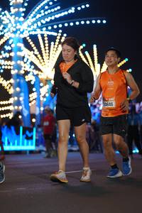 BIB: 4831, 18000, 9000, 20646, 00000
                            <button type="button" onclick="openModal(20111068)" class="btn btn-primary btn-sm float-right btn-popup" data-toggle="modal" data-target=".modal-high-quality">
                        <i class="fas fa-shopping-cart"></i> Add to Cart
                    </button>
                                            <button type="button" onclick="isThisMe(20111068, true)" class="btn btn-success btn-sm float-right btn-popup btn-isme hidden" data-toggle="tooltip" data-placement="bottom" title="นี่คือรูปของคุณใช่ไหม คลิกที่นี่เพื่อเอาเข้าอัลบั้ม">
                        <i class="fas fa-plus"></i> Add to album
                    </button>
                    <button type="button" onclick="isThisMe(20111068, false)" class="btn btn-warning btn-sm float-right btn-popup btn-isnotme hidden">
                        <i class="fas fa-ban"></i> Remove from album
                    </button>