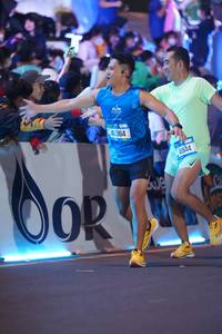 BIB: 41364, 4844
                            <button type="button" onclick="openModal(20177577)" class="btn btn-primary btn-sm float-right btn-popup" data-toggle="modal" data-target=".modal-high-quality">
                        <i class="fas fa-shopping-cart"></i> Add to Cart
                    </button>
                                            <button type="button" onclick="isThisMe(20177577, true)" class="btn btn-success btn-sm float-right btn-popup btn-isme hidden" data-toggle="tooltip" data-placement="bottom" title="นี่คือรูปของคุณใช่ไหม คลิกที่นี่เพื่อเอาเข้าอัลบั้ม">
                        <i class="fas fa-plus"></i> Add to album
                    </button>
                    <button type="button" onclick="isThisMe(20177577, false)" class="btn btn-warning btn-sm float-right btn-popup btn-isnotme hidden">
                        <i class="fas fa-ban"></i> Remove from album
                    </button>