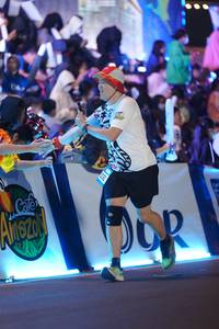 BIB: 332
                            <button type="button" onclick="openModal(20181586)" class="btn btn-primary btn-sm float-right btn-popup" data-toggle="modal" data-target=".modal-high-quality">
                        <i class="fas fa-shopping-cart"></i> Add to Cart
                    </button>
                                            <button type="button" onclick="isThisMe(20181586, true)" class="btn btn-success btn-sm float-right btn-popup btn-isme hidden" data-toggle="tooltip" data-placement="bottom" title="นี่คือรูปของคุณใช่ไหม คลิกที่นี่เพื่อเอาเข้าอัลบั้ม">
                        <i class="fas fa-plus"></i> Add to album
                    </button>
                    <button type="button" onclick="isThisMe(20181586, false)" class="btn btn-warning btn-sm float-right btn-popup btn-isnotme hidden">
                        <i class="fas fa-ban"></i> Remove from album
                    </button>