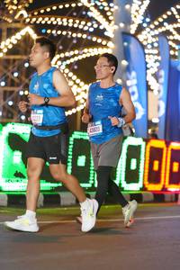 BIB: 0229, 800, 43820
                            <button type="button" onclick="openModal(20126205)" class="btn btn-primary btn-sm float-right btn-popup" data-toggle="modal" data-target=".modal-high-quality">
                        <i class="fas fa-shopping-cart"></i> Add to Cart
                    </button>
                                            <button type="button" onclick="isThisMe(20126205, true)" class="btn btn-success btn-sm float-right btn-popup btn-isme hidden" data-toggle="tooltip" data-placement="bottom" title="นี่คือรูปของคุณใช่ไหม คลิกที่นี่เพื่อเอาเข้าอัลบั้ม">
                        <i class="fas fa-plus"></i> Add to album
                    </button>
                    <button type="button" onclick="isThisMe(20126205, false)" class="btn btn-warning btn-sm float-right btn-popup btn-isnotme hidden">
                        <i class="fas fa-ban"></i> Remove from album
                    </button>
