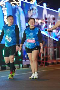 BIB: 1000, 42767, 221, 45902
                            <button type="button" onclick="openModal(20123947)" class="btn btn-primary btn-sm float-right btn-popup" data-toggle="modal" data-target=".modal-high-quality">
                        <i class="fas fa-shopping-cart"></i> Add to Cart
                    </button>
                                            <button type="button" onclick="isThisMe(20123947, true)" class="btn btn-success btn-sm float-right btn-popup btn-isme hidden" data-toggle="tooltip" data-placement="bottom" title="นี่คือรูปของคุณใช่ไหม คลิกที่นี่เพื่อเอาเข้าอัลบั้ม">
                        <i class="fas fa-plus"></i> Add to album
                    </button>
                    <button type="button" onclick="isThisMe(20123947, false)" class="btn btn-warning btn-sm float-right btn-popup btn-isnotme hidden">
                        <i class="fas fa-ban"></i> Remove from album
                    </button>