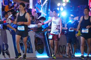 BIB: 42390, 41913
                            <button type="button" onclick="openModal(20176082)" class="btn btn-primary btn-sm float-right btn-popup" data-toggle="modal" data-target=".modal-high-quality">
                        <i class="fas fa-shopping-cart"></i> Add to Cart
                    </button>
                                            <button type="button" onclick="isThisMe(20176082, true)" class="btn btn-success btn-sm float-right btn-popup btn-isme hidden" data-toggle="tooltip" data-placement="bottom" title="นี่คือรูปของคุณใช่ไหม คลิกที่นี่เพื่อเอาเข้าอัลบั้ม">
                        <i class="fas fa-plus"></i> Add to album
                    </button>
                    <button type="button" onclick="isThisMe(20176082, false)" class="btn btn-warning btn-sm float-right btn-popup btn-isnotme hidden">
                        <i class="fas fa-ban"></i> Remove from album
                    </button>