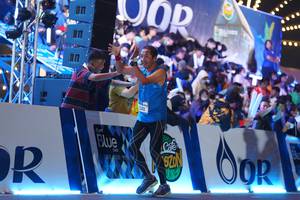 BIB: 341, 565, 000
                            <button type="button" onclick="openModal(20175314)" class="btn btn-primary btn-sm float-right btn-popup" data-toggle="modal" data-target=".modal-high-quality">
                        <i class="fas fa-shopping-cart"></i> Add to Cart
                    </button>
                                            <button type="button" onclick="isThisMe(20175314, true)" class="btn btn-success btn-sm float-right btn-popup btn-isme hidden" data-toggle="tooltip" data-placement="bottom" title="นี่คือรูปของคุณใช่ไหม คลิกที่นี่เพื่อเอาเข้าอัลบั้ม">
                        <i class="fas fa-plus"></i> Add to album
                    </button>
                    <button type="button" onclick="isThisMe(20175314, false)" class="btn btn-warning btn-sm float-right btn-popup btn-isnotme hidden">
                        <i class="fas fa-ban"></i> Remove from album
                    </button>