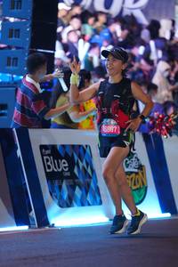 BIB: 5955, 000, 45887
                            <button type="button" onclick="openModal(20179762)" class="btn btn-primary btn-sm float-right btn-popup" data-toggle="modal" data-target=".modal-high-quality">
                        <i class="fas fa-shopping-cart"></i> Add to Cart
                    </button>
                                            <button type="button" onclick="isThisMe(20179762, true)" class="btn btn-success btn-sm float-right btn-popup btn-isme hidden" data-toggle="tooltip" data-placement="bottom" title="นี่คือรูปของคุณใช่ไหม คลิกที่นี่เพื่อเอาเข้าอัลบั้ม">
                        <i class="fas fa-plus"></i> Add to album
                    </button>
                    <button type="button" onclick="isThisMe(20179762, false)" class="btn btn-warning btn-sm float-right btn-popup btn-isnotme hidden">
                        <i class="fas fa-ban"></i> Remove from album
                    </button>