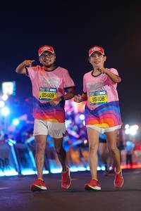 BIB: 8096, 60196
                            <button type="button" onclick="openModal(20171590)" class="btn btn-primary btn-sm float-right btn-popup" data-toggle="modal" data-target=".modal-high-quality">
                        <i class="fas fa-shopping-cart"></i> Add to Cart
                    </button>
                                            <button type="button" onclick="isThisMe(20171590, true)" class="btn btn-success btn-sm float-right btn-popup btn-isme hidden" data-toggle="tooltip" data-placement="bottom" title="นี่คือรูปของคุณใช่ไหม คลิกที่นี่เพื่อเอาเข้าอัลบั้ม">
                        <i class="fas fa-plus"></i> Add to album
                    </button>
                    <button type="button" onclick="isThisMe(20171590, false)" class="btn btn-warning btn-sm float-right btn-popup btn-isnotme hidden">
                        <i class="fas fa-ban"></i> Remove from album
                    </button>
